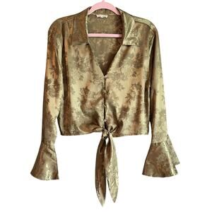 Mainstrip olive green button front cropped tie top long flare sleeves medium